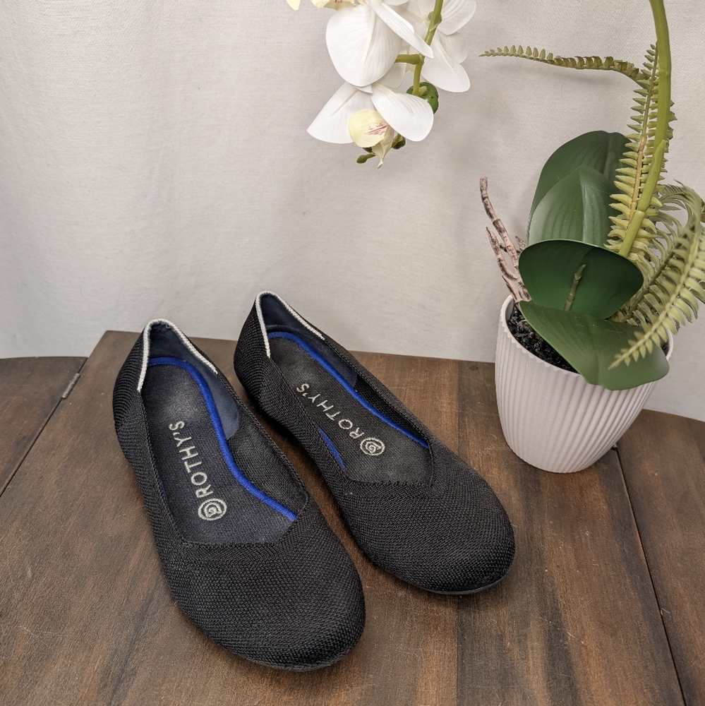 Rothy's Black Round Toe Flats 7.5